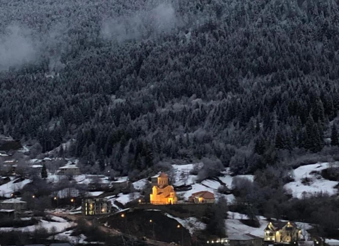 Mamuka Chartolani Guesthouse Mestia Zewnętrze zdjęcie